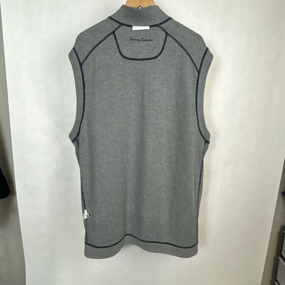 Tommy Bahama Men's Dual-Tone Gray and Navy Vest - Picture 5 of 8